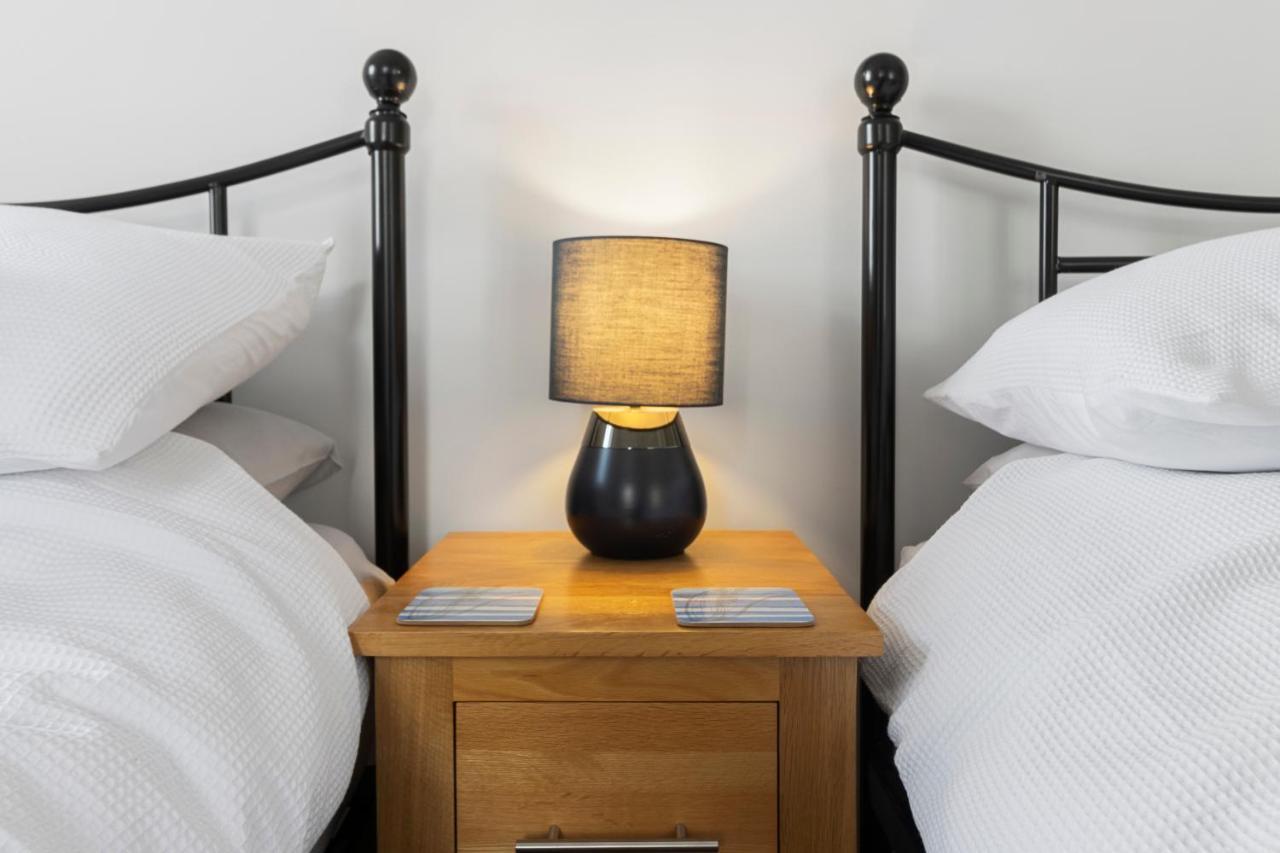A Modern And Cosy Apartment Just Yards From Brixham'S Bustling Harbourside Dış mekan fotoğraf