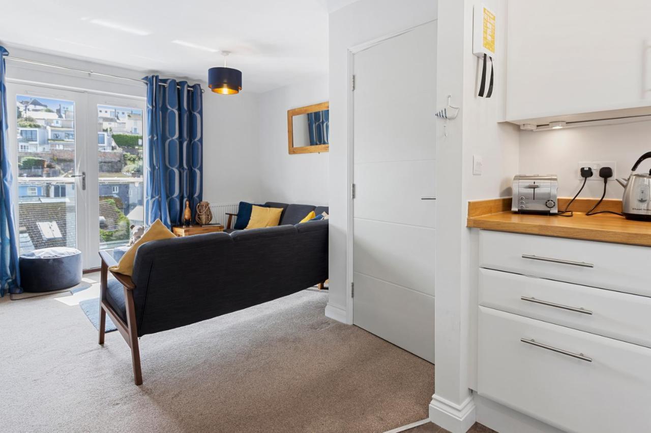 A Modern And Cosy Apartment Just Yards From Brixham'S Bustling Harbourside Dış mekan fotoğraf